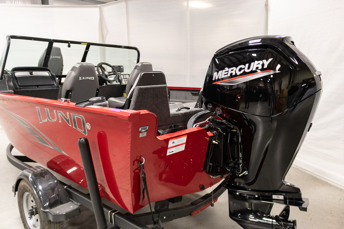 Lund 2021 1650 Rebel XL Sport with 90 HP Mercury and Heritage Red